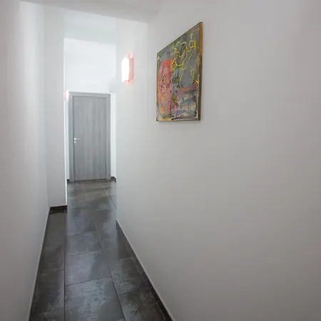 For Apartamento *